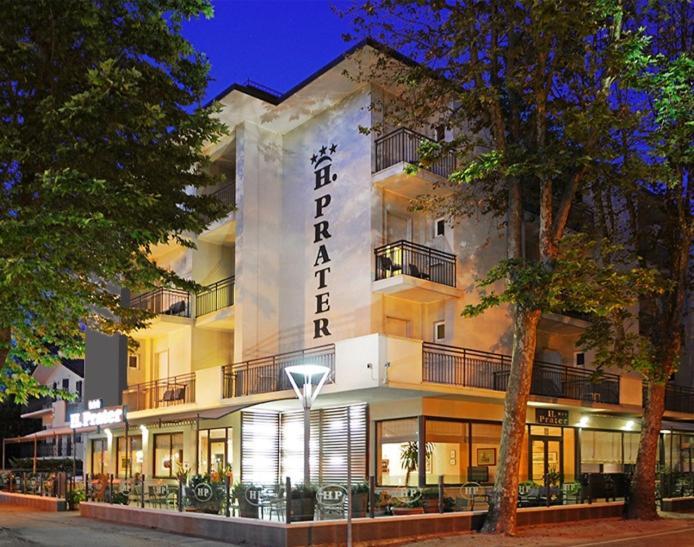 Hotel Prater Чезенатіко Екстер'єр фото